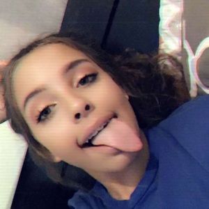 Meet your Posher, Ravyn